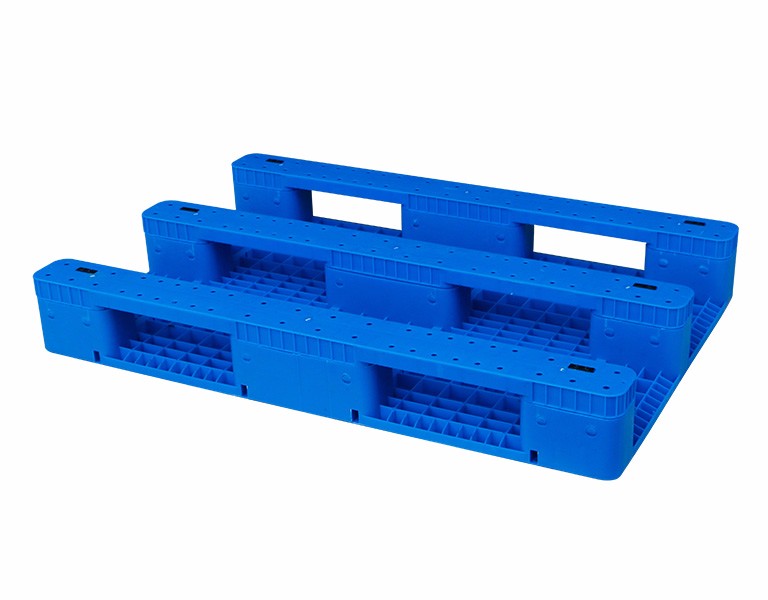 xs-1208 plastic pallet behind