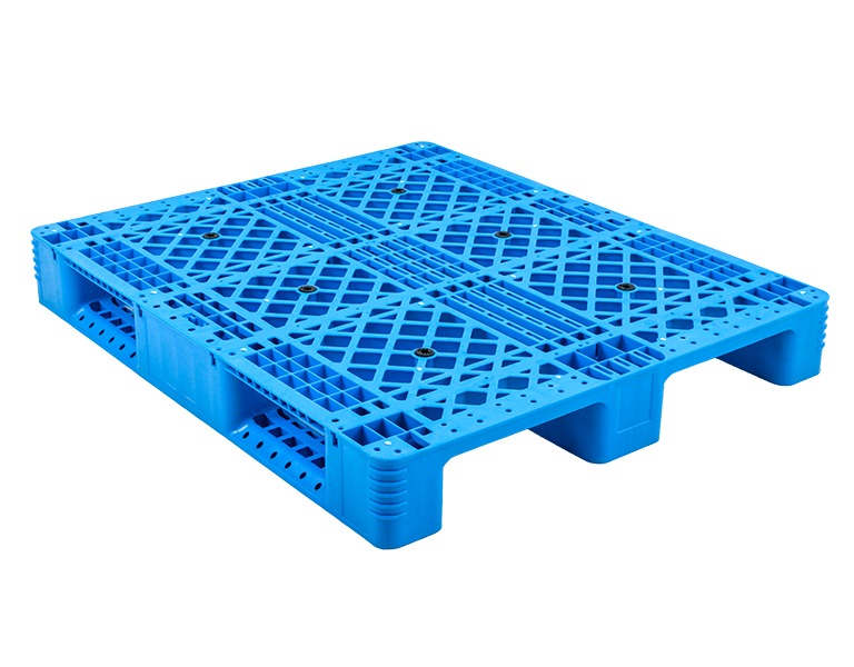 Plastic pallet.jpg